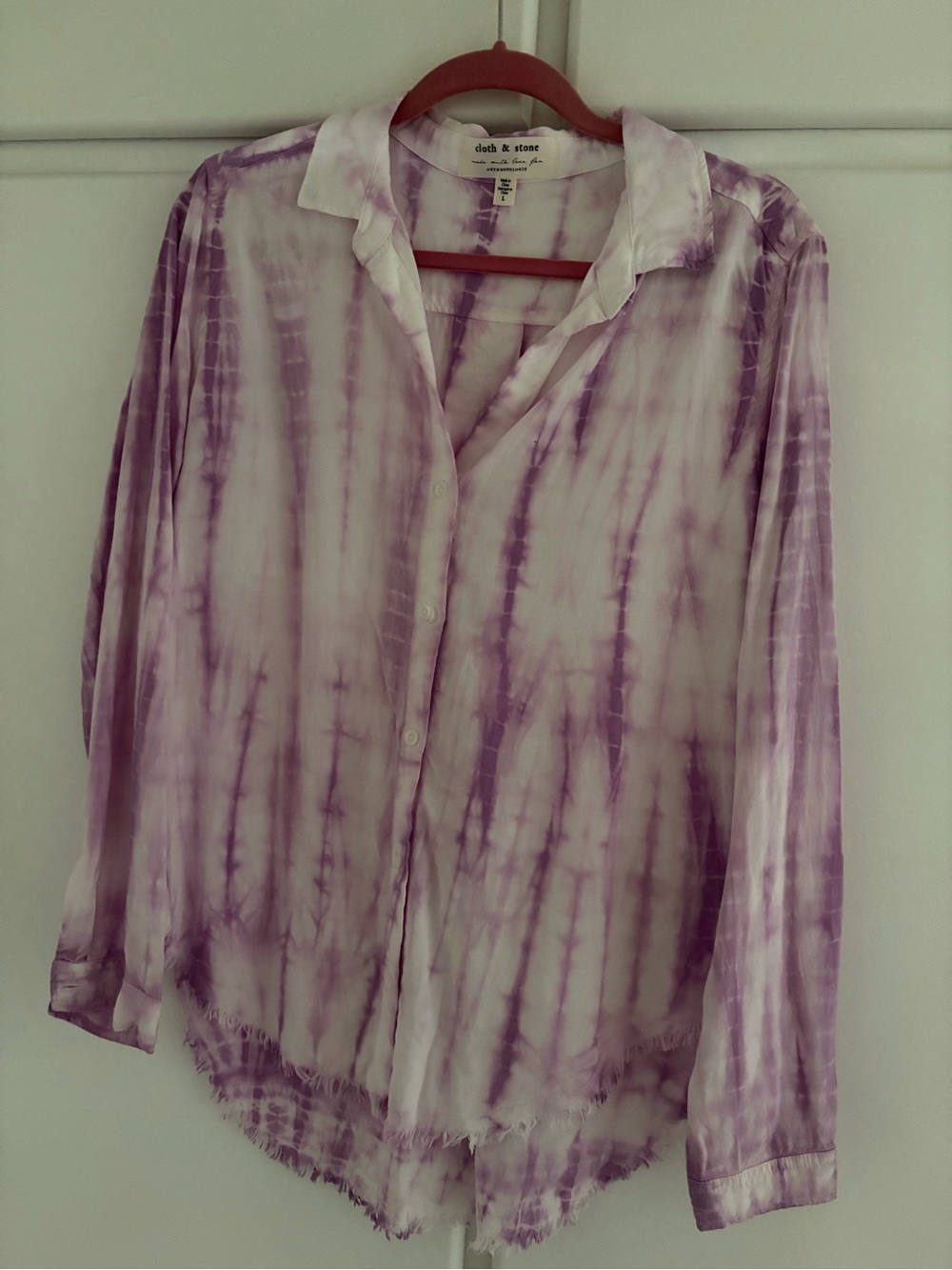 cloth & stone Anthropology Lilac & White Tie-Dye Button-Down Shirt - Women - Picture 2 of 7